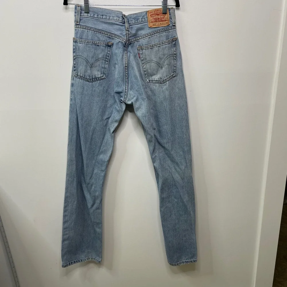 Vtg Y2K Levis 505 Regular Fit Men Jeans 31x34 Light Wash Blue Straight Leg Denim